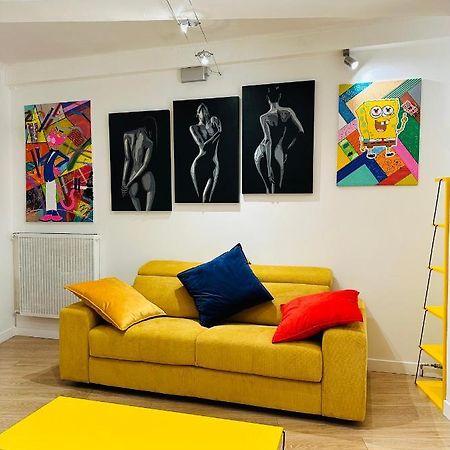 Pop Appart Appartement Artiste Configure En Galerie Dart A 200 M Du Centre Ville Avec Parking Prive Et Securise Gratuit Dans Copropriete Avignon Exterior photo
