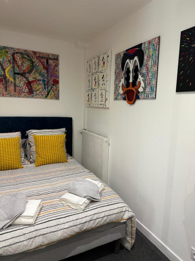 Pop Appart Appartement Artiste Configure En Galerie Dart A 200 M Du Centre Ville Avec Parking Prive Et Securise Gratuit Dans Copropriete Avignon Exterior photo